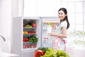 Bạn đã biết cách vệ sinh tủ lạnh như thế nào để hiệu quả chưa?